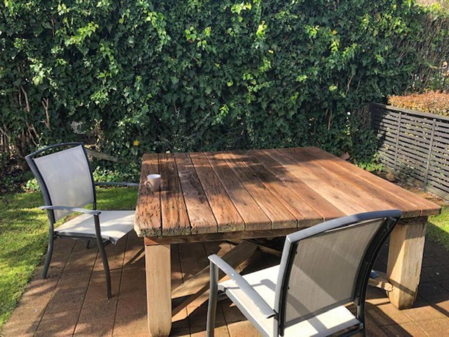Sunny, Quiet, 2-Bedroom Unit In Fabulous Location! Cambridge Εξωτερικό φωτογραφία
